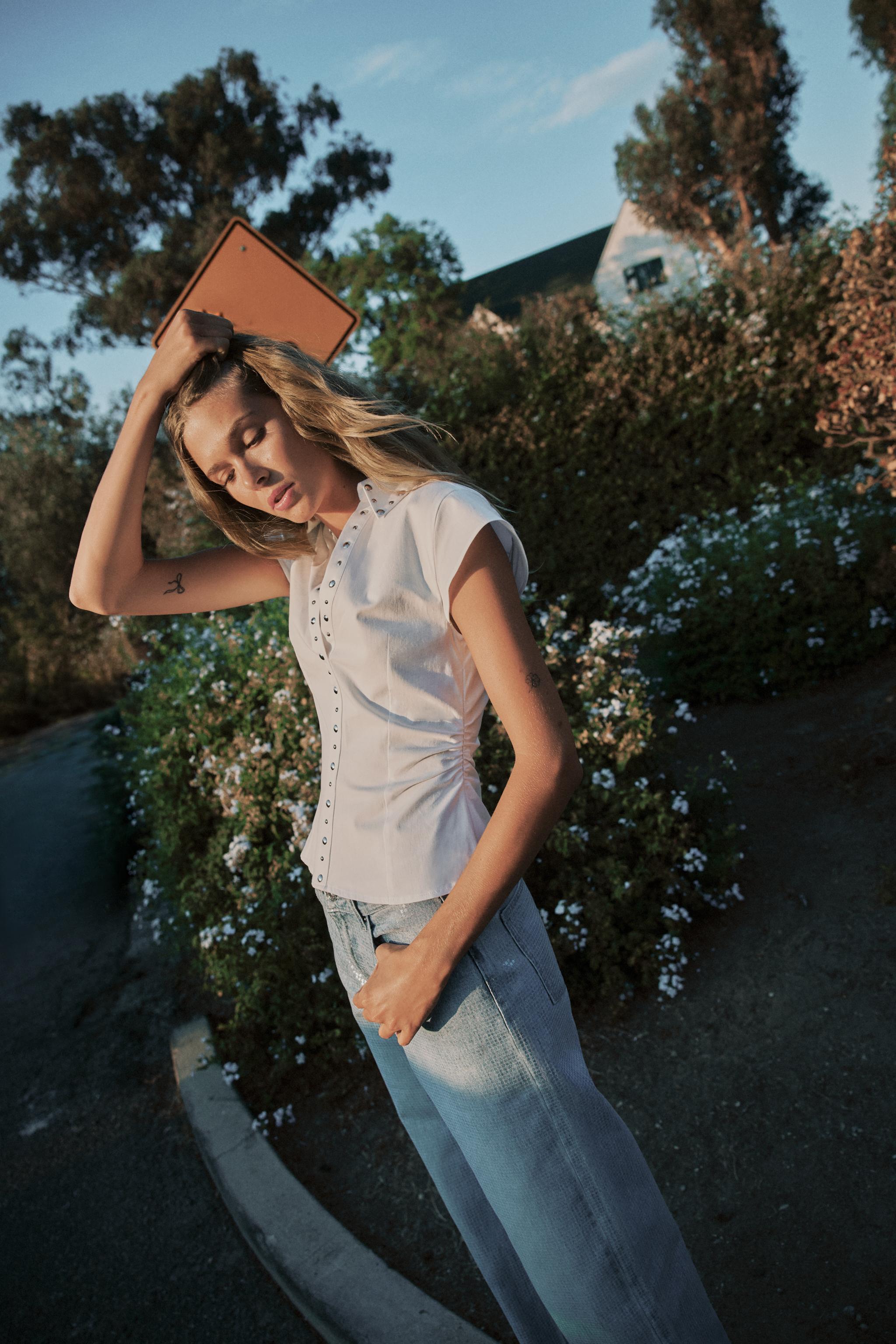 STUDDED POPLIN TOP